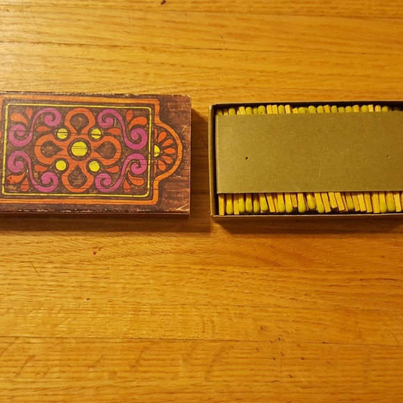 Retro Vintage Decorative Two Sided Box of Matches - Picture 2 of 7